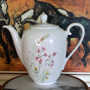 Vintage German Hutschenreuther Arzberg Bavaria Iris Teapot