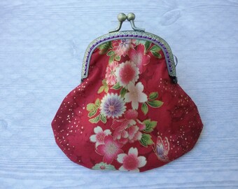 Metal frame coin purse/ Red kiss local purse