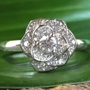 Floral engagement ring Diamond Bouquet engagement ring, Blossom diamond ring, 18k Petals Flower engagement ring, Flower peomise gold ring