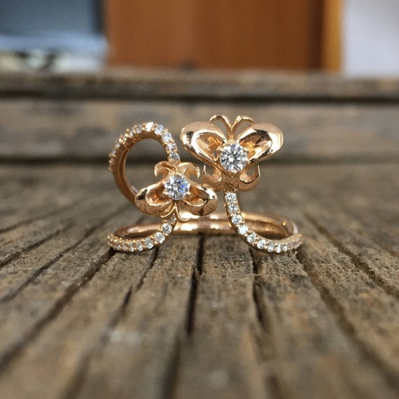 二つの頭、抽象的な蝶のリング、 - Etsy 日本