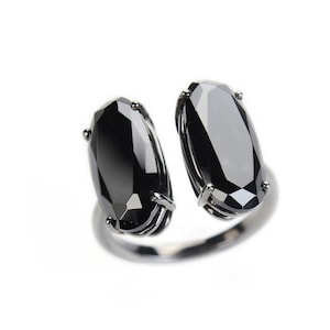 Open ring with black stones, Silver ring with black zircons, Handmade italian jewelry, Mother’s Day gift.
