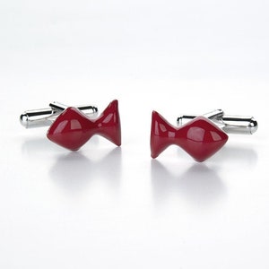 Little fish cufflinks, in silver and enamel, unique gift idea, with italian design. Elegant style for him.