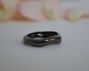 Anillos de banda de aniversario, anillo de plata hecho a mano, hecho en Italia, regalo de aniversario para las mujeres, anillo de la ola