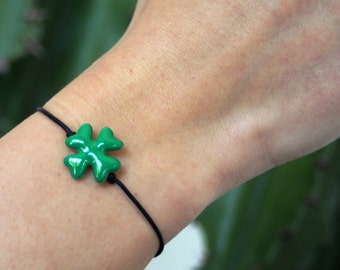 Trébol de cuatro hojas, en plata y esmalte, pulsera de amuleto de la suerte de trébol verde de cuatro hojas!