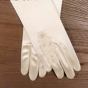 Abertura para el dedo anular - Guantes de ópera de satén - Guantes de vestir formales - Guantes de traje - Guantes de satén - Guantes de satén de novia - Guantes de debutante