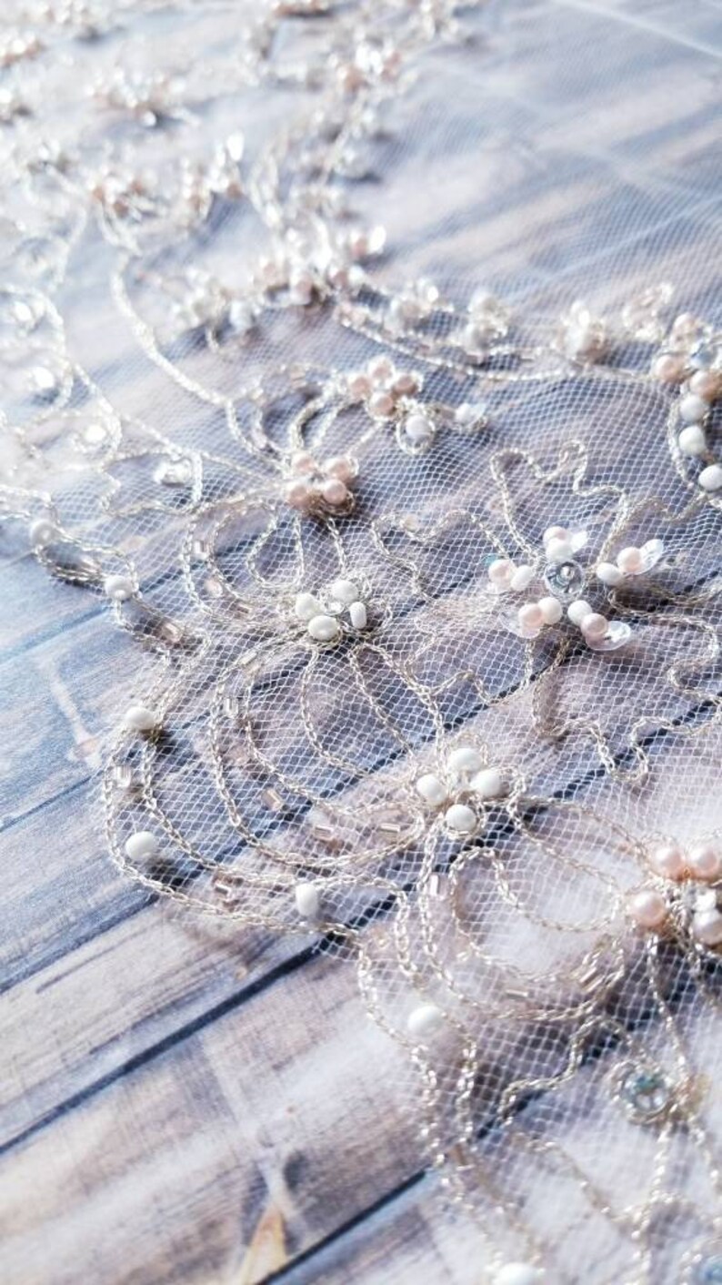 1 Day Ship Fingertip Length Champagne Beaded Veil Gold Wedding Veils Embroidered Gold Thread Champagne Beaded Veil SequinsPearls