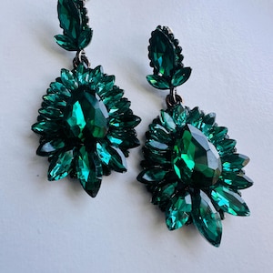 earrings for emerald green dress Jewelry For Emerald Green Dress