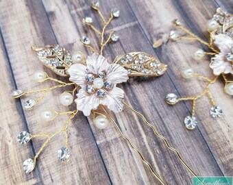 Gold Floral Bridal Hair Pins, Set of 3 Wedding Bobby Pins  display picture 1