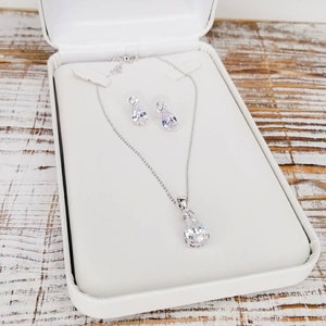 Silver Crystal Necklace Set with Matching Pierced Earrings - Wedding Necklace - Woman&#39;s Necklace Set - Crystal Necklace Set - Bridesmaids