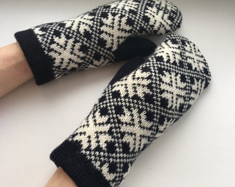 Norwegische doppelt gestrickte Handschuhe, schwarze Schneeflockenhandschuhe, Weihnachtswollehandschuhe, extra warme Handschuhe, Winterdoppelhandschuhe, Damenhandschuhe