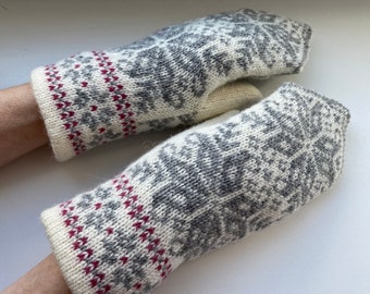 Guanti in lana bianca nordica – Guanti doppi in maglia con motivo a fiocco di neve grigio per donna