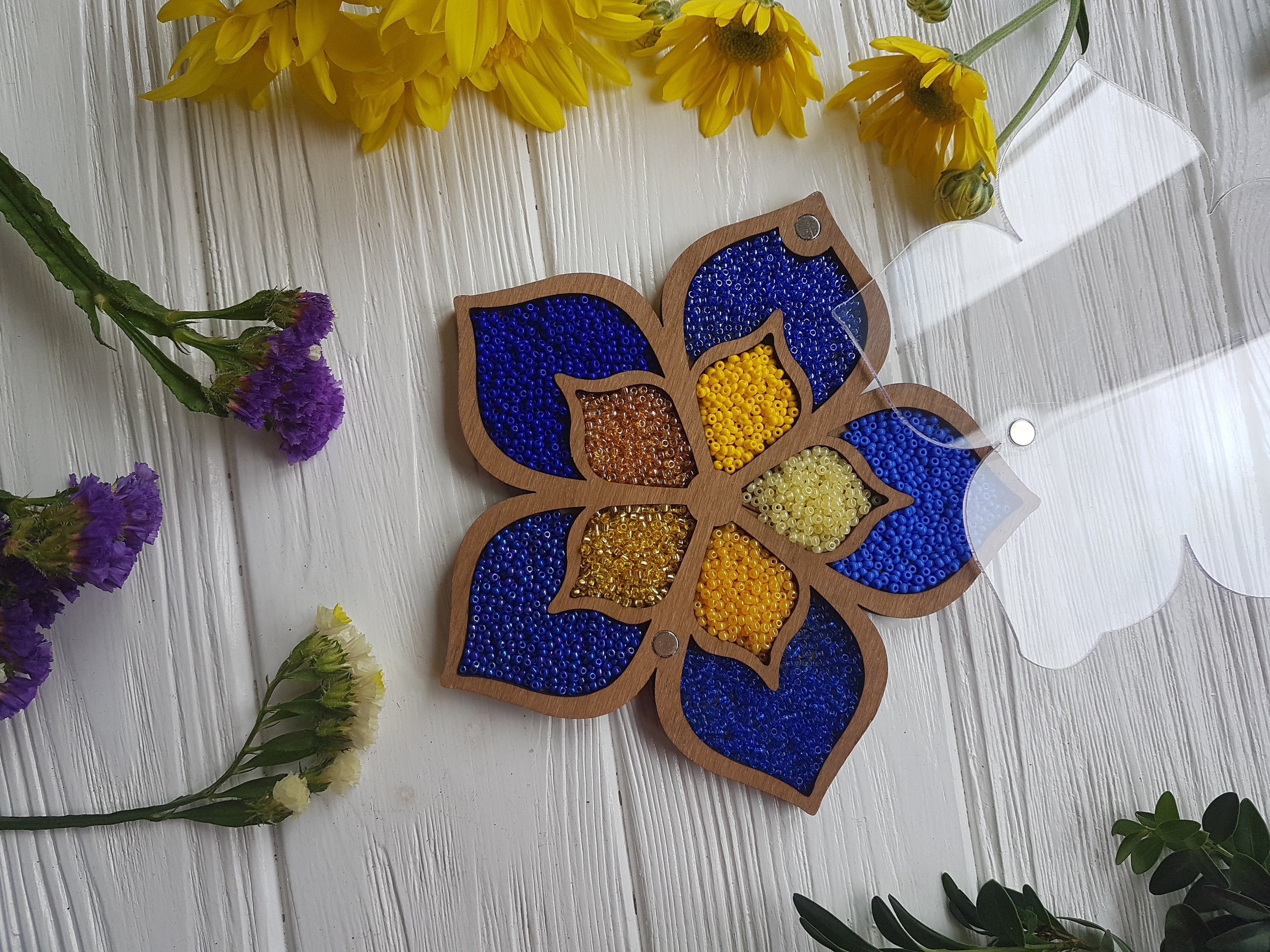 Wooden Beads Organizer Box With Sunflowers & Poppies Design - 15x15cm Craft Storage For Diamond Painting & Needlework