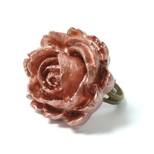 Rose gold rose ring, resin flower ring, dainty and adjustable band, nature inspired jewellery gift for women, romantic gift for her. image 4