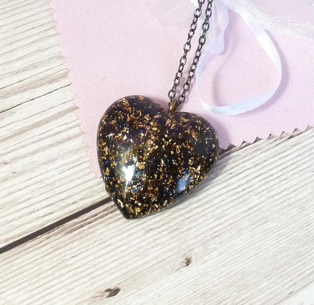 Pendentif Cœur Doré Et Noir - Bijou Fantaisie D'Occasion - Collier Ou Gourmette
