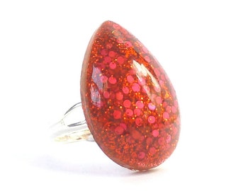 Sparkly bright red glitter teardrop ring, large modern colourful pear-shape contemporary cocktail ring, choice of adjustable bands