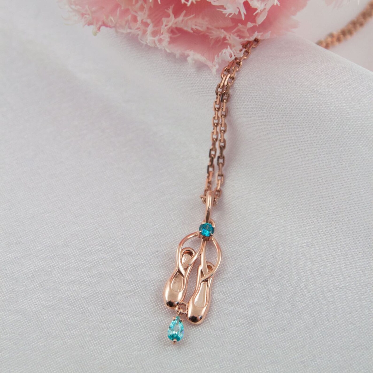 toe shoes pendant-ballet gift-ballerina gift-art pendant-dancer pendant-ballet necklace-dancer gift