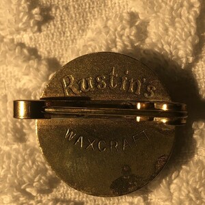 Vintage RARE Rustins Waxcraft Ladies Brooch 1930/40s image 2