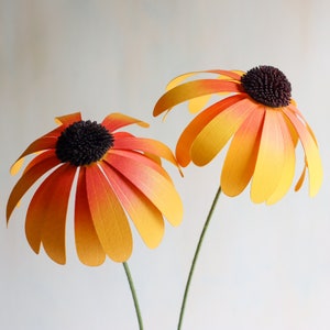 Daisy Paper Flower SVG File digitale per Cricut & Silhouette