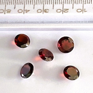 Lot of 5: Red Pyrope Garnet, 8 mm (DP), AAAAA, Certified natural, unheated, excellent luster, good cut and fire. January Birthstone. Rare.