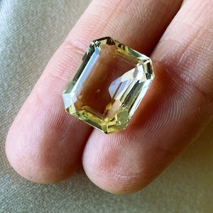 Big.. Citrine,10.43 ct, natural, AAAAA, certified unheated, Top Gem Quality, excellent cut, color & lots of fire. Awesome. Collector&#39;s Item!
