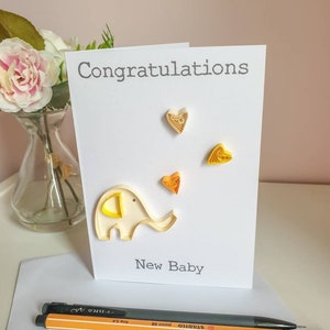 Carte personnalisée de félicitations de nouveau bébé, papier piquant éléphant et coeurs, nouveau bébé, carte de garçon de bébé, petite fille, grand-mère, grand-père, nounou