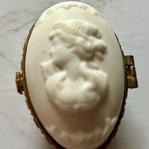 Vintage French Bisque Trinket lady Portrait Box From France