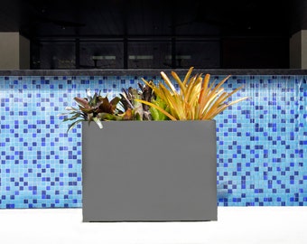 Black, Bronze, or Gray Steel Edge Planters