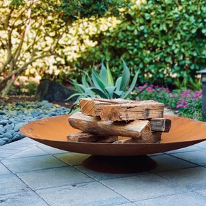 HomeStock Naturally Nice Adjustable Table For Patio Heater Add More Functionality, Sturdy Place For Drinks, Stainless Steel Construction, Fits Heaters With 2-1/2? Diameter Posts - Table 16" Diameter