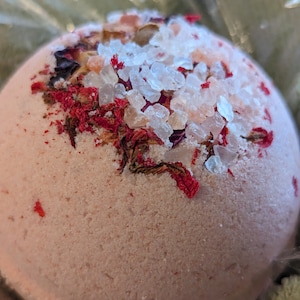 Himalayan Rose Bath Bomb | Romantic Rose Bath Bomb | Rose Petals | Pink Himalayan Salt