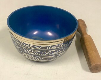 Blue Chakra Singing Bowl: Meditation & Relaxation with Striker