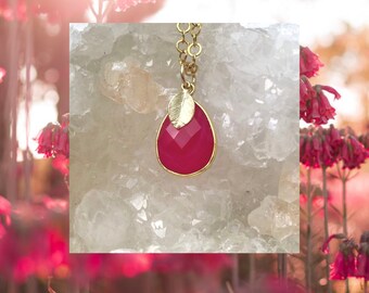 Berry Pink Pear Quartz Necklace