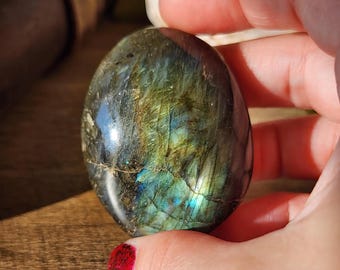 Labradorite Palm Stone, 71g