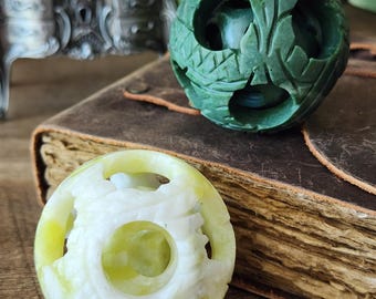 Lucky Spheres, Serpentine and Jade