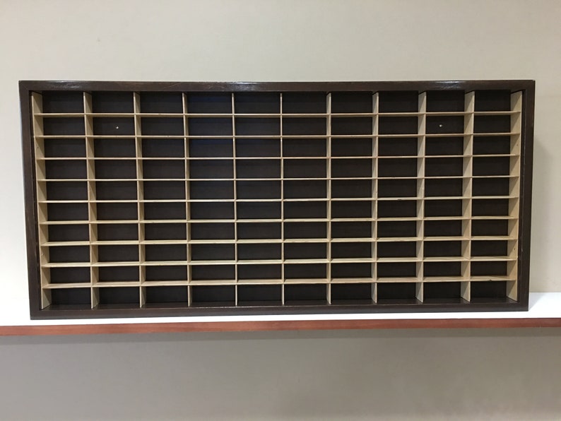 100NWwnd-8 hot wheels, matchbox Display case cabinet for 164 scale cars