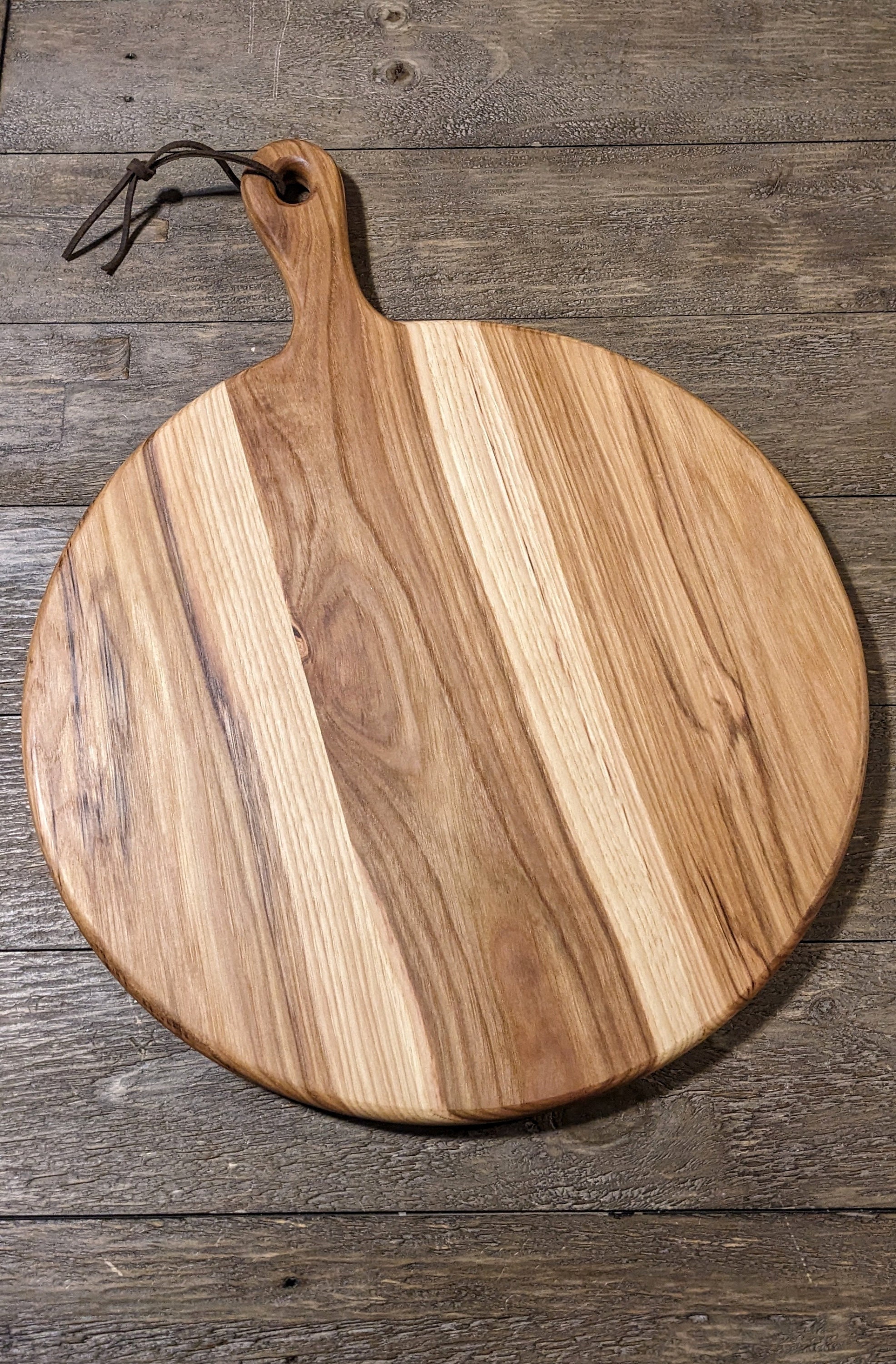 Wooden Cutting Board 16 inch, Pack of 4 Charcuterie Board, Large Round Wooden Cutting Board with Handle, Home Decor, by Woodpeckers