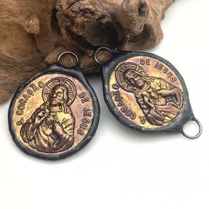 Round Gold Color Jesus & Mother Mary Soldered Metal Pendant or Connector (SMP80)
