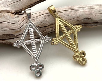 Solid Brass Silver Or Gold Color Diamond Shaped Tuareg Cross Pendant (SBC27)