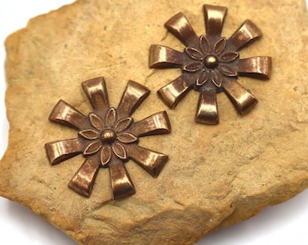 Pair Of Vintage Brass Floral Component Findings (BP111)