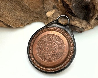 Vintage Round Hand Soldered Floral Design Copper Pendant (SMP96)