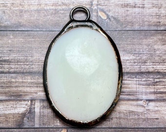 1970s Vintage Mother Of Pearl Oval Soldered Pendant (SHP7)
