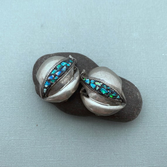 1950s Sterling Silver Crushed Opal Clip On Earring