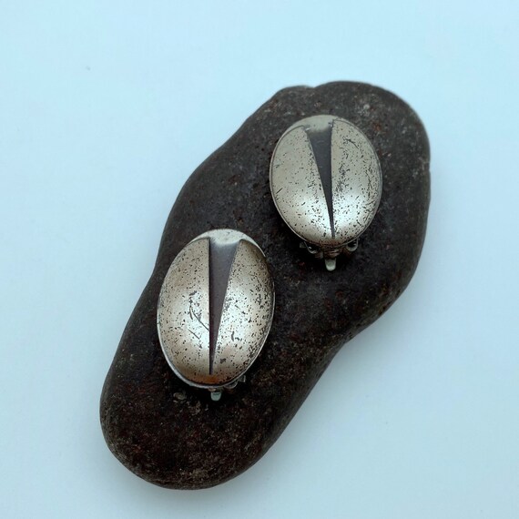 1950s Sterling Modern Style Oval Clip On Earrings