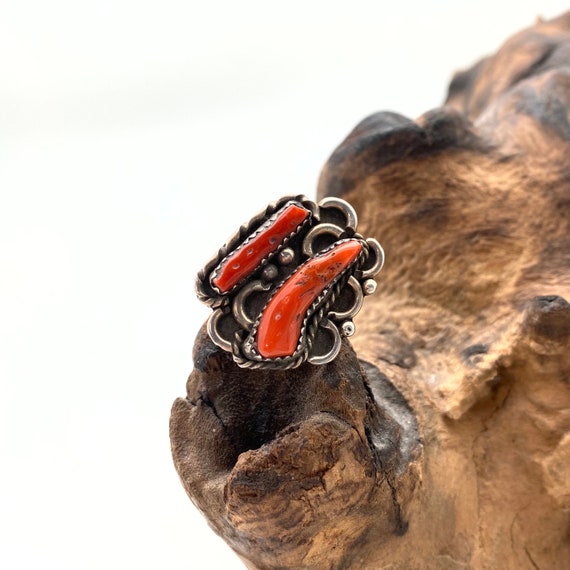 Vintage Chunky Coral Native American Sterling Rin… - image 2