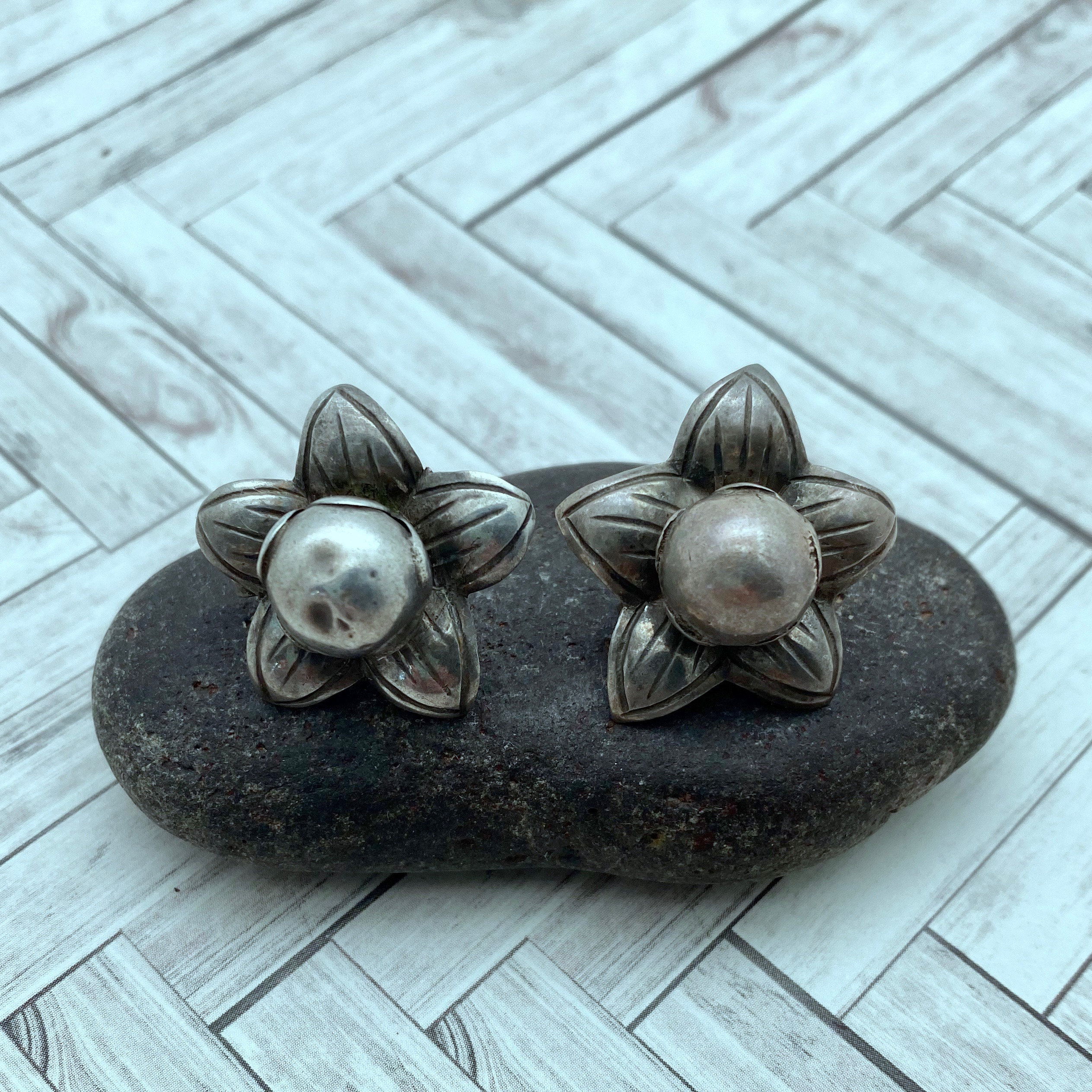 1940年代ヴィンテージ スターリングシルバー フラワー スクリュー