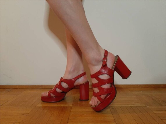 Vintage 1970s strappy red platform sling back heel