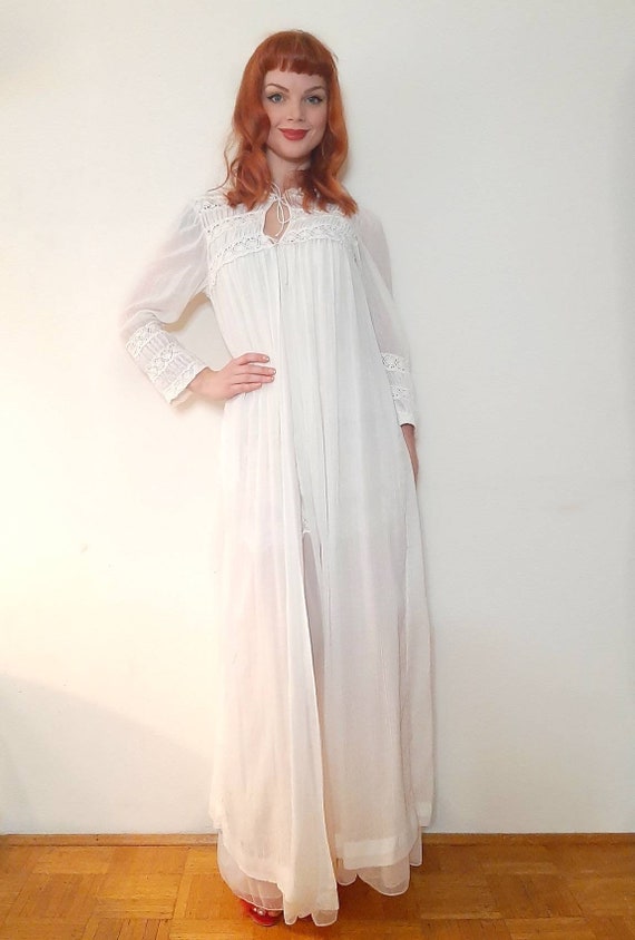 Vintage 1970s white cotton nightgown with crochete