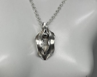 Silver Vulva Necklace, Medium