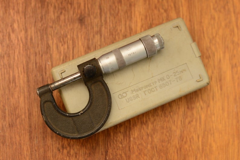 Vintage Soviet micrometer 0-25mm Industrial measuring tool USSR Wood carving tools Woodcarving carving Woodworking \u0421arpentry Professional