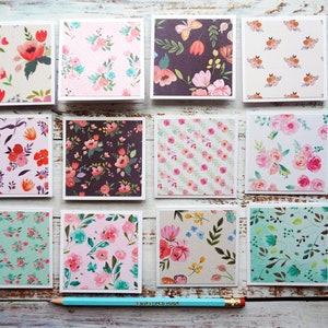 Mini cartes Ensemble de 12, cartes 3x3 vierges, cartes de boîtier pour cadeaux et paquets, petites cartes, cartes minuscules, cartes florales et botaniques