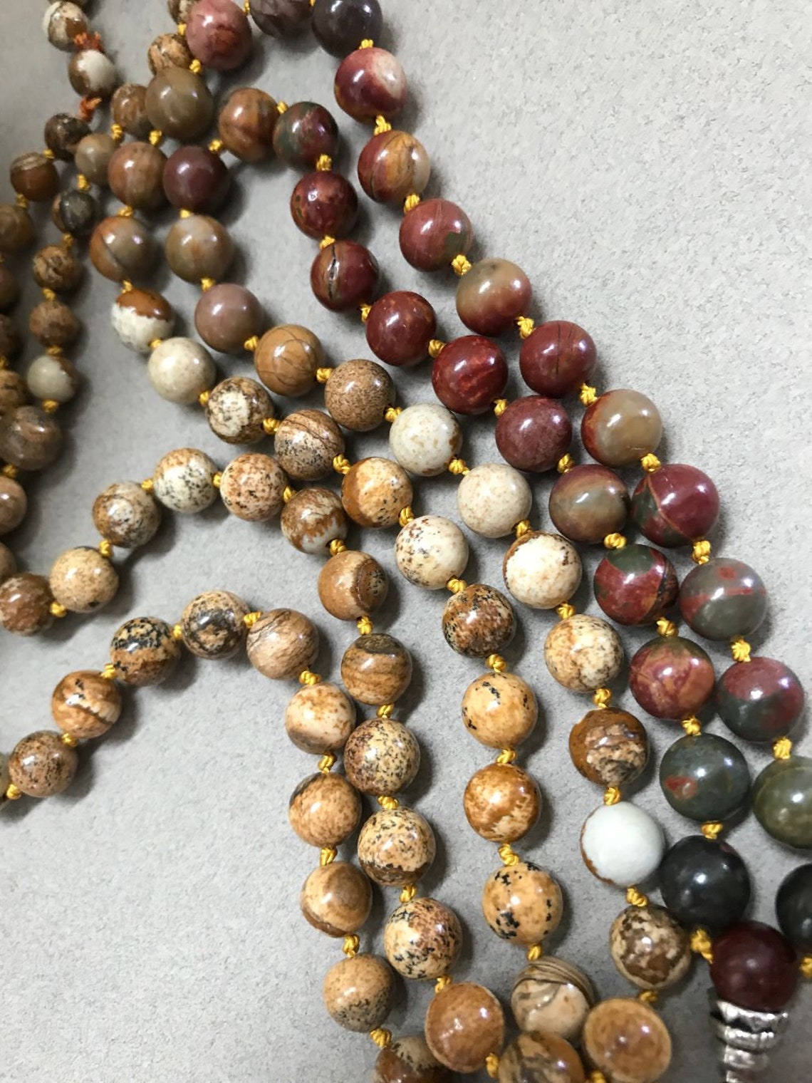 Bracelet/collier Mala 108 Perles Labradorite - Avec Breloque Nœud Celtique - Pour Yoga, Méditation, Cadeau Spirituel
